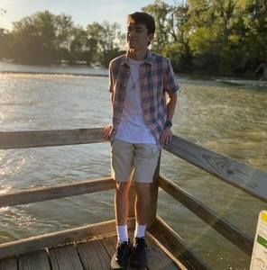 Meet your Posher, Logan